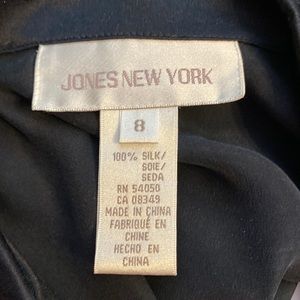Jones New York black silk blouse size 8